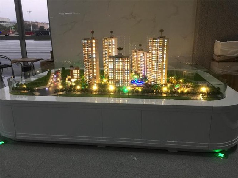 如何选择最适合你的家居设计？——从户型模型中寻找灵感